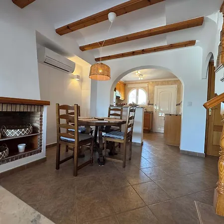 Beachnear Terraced House With Wonderful Sea-views * Denia