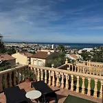 Beachnear Terraced House With Wonderful Sea-views Ferienhaus