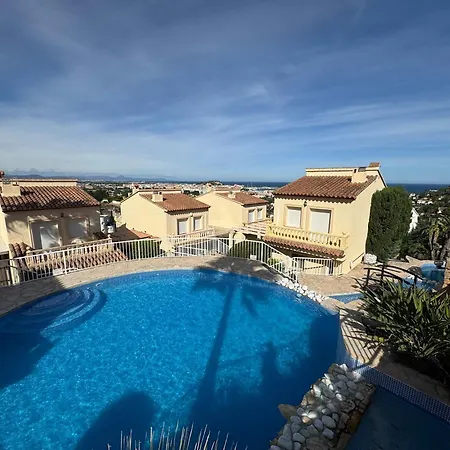 Beachnear Terraced House With Wonderful Sea-views *