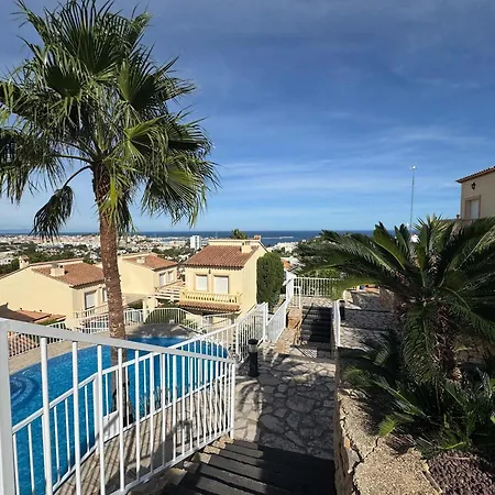 Beachnear Terraced House With Wonderful Sea-views