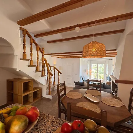 Beachnear Terraced House With Wonderful Sea-views Дения