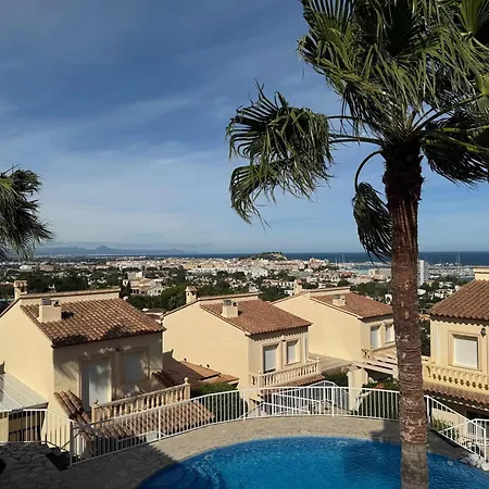Beachnear Terraced House With Wonderful Sea-views *