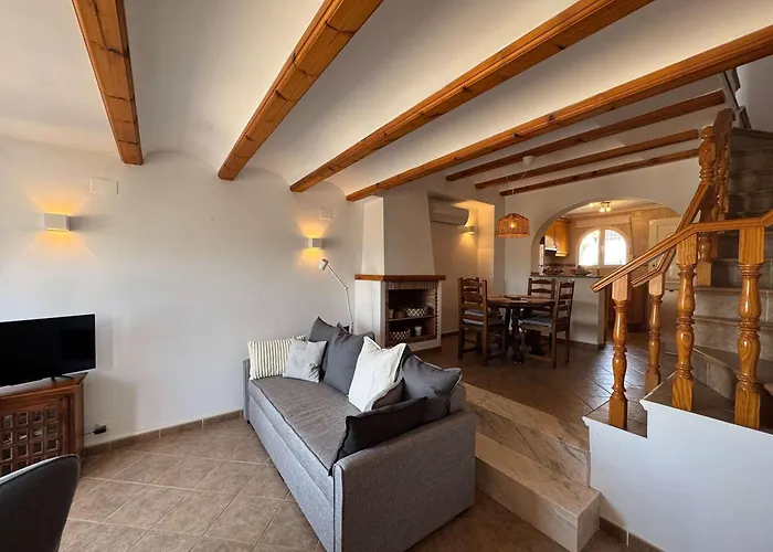 Beachnear Terraced House With Wonderful Sea-views * Denia