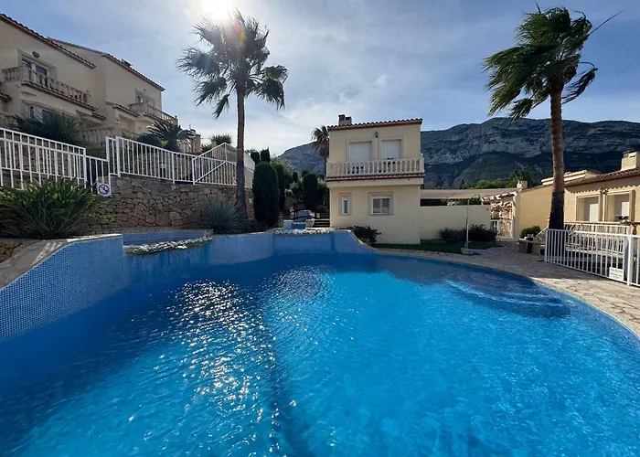 Сasa de vacaciones Beachnear Terraced House With Wonderful Sea-views *