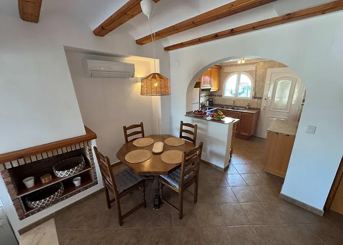 Сasa de vacaciones Beachnear Terraced House With Wonderful Sea-views Dénia