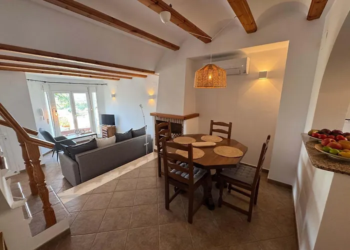 Beachnear Terraced House With Wonderful Sea-views Сasa de vacaciones Dénia