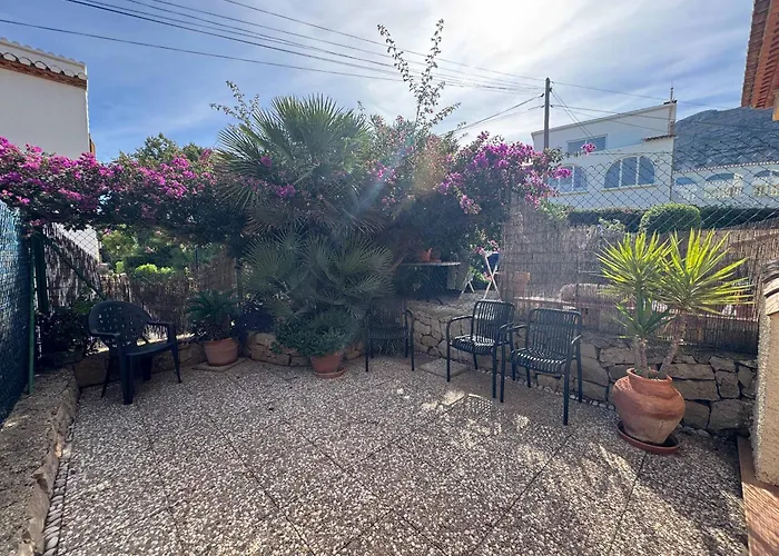 Beachnear Terraced House With Wonderful Sea-views Сasa de vacaciones