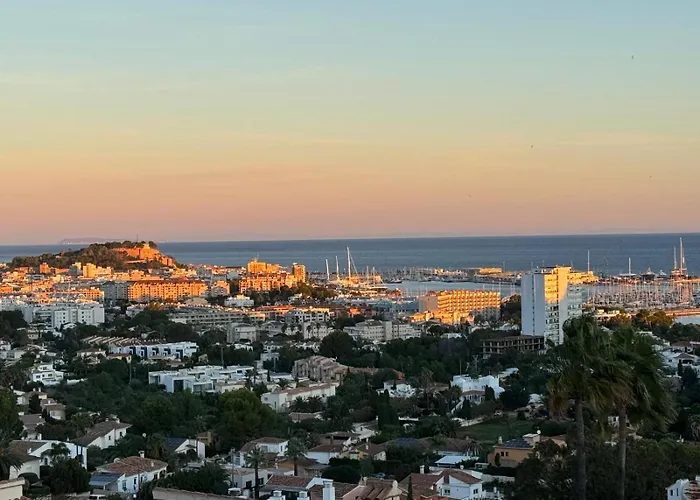 Beachnear Terraced House With Wonderful Sea-views Сasa de vacaciones